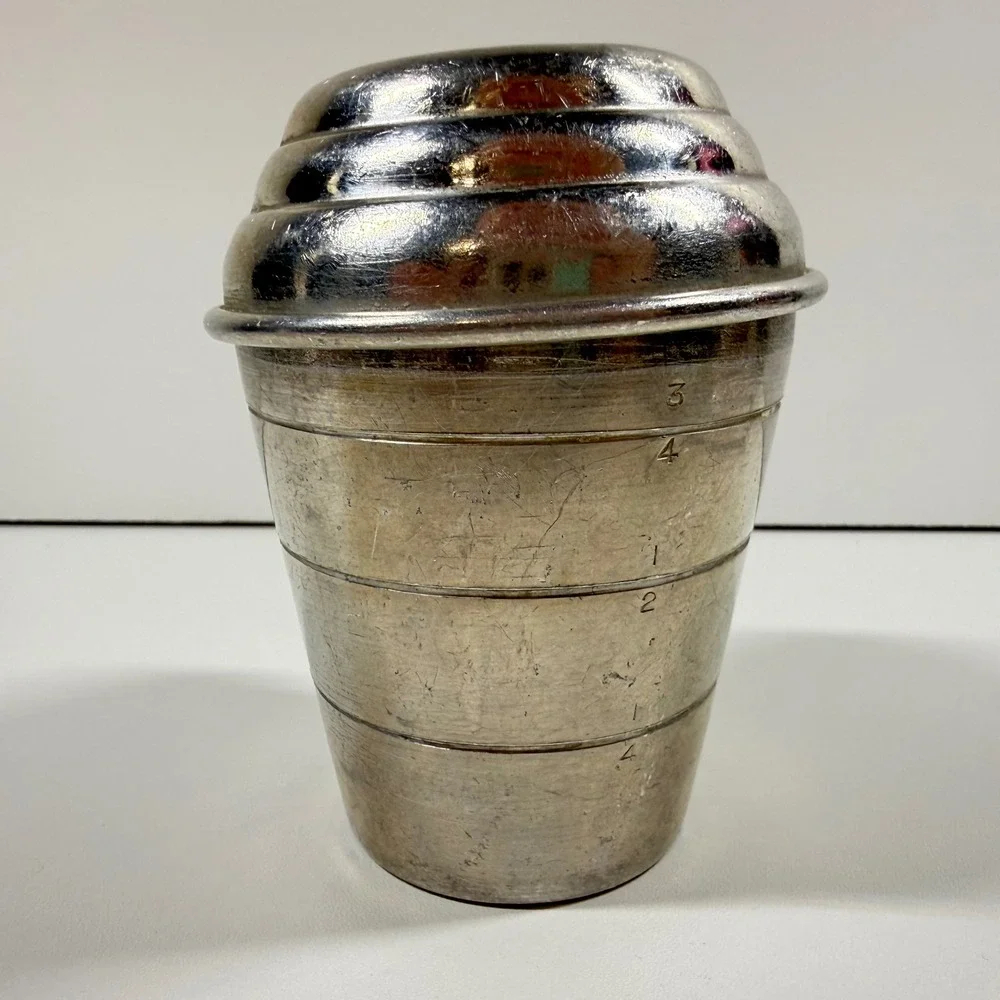 Mirro vintage aluminum