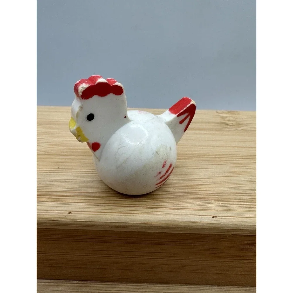 Vintage Fisher Price little people WHITE hen chicken for Farm