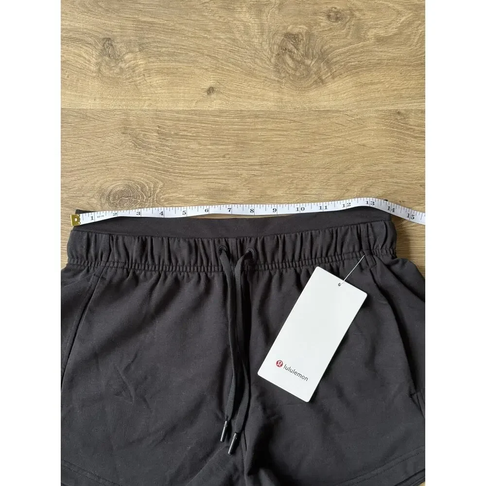 New With Tags Women Lululemon Inner Glow High Rise Short 3