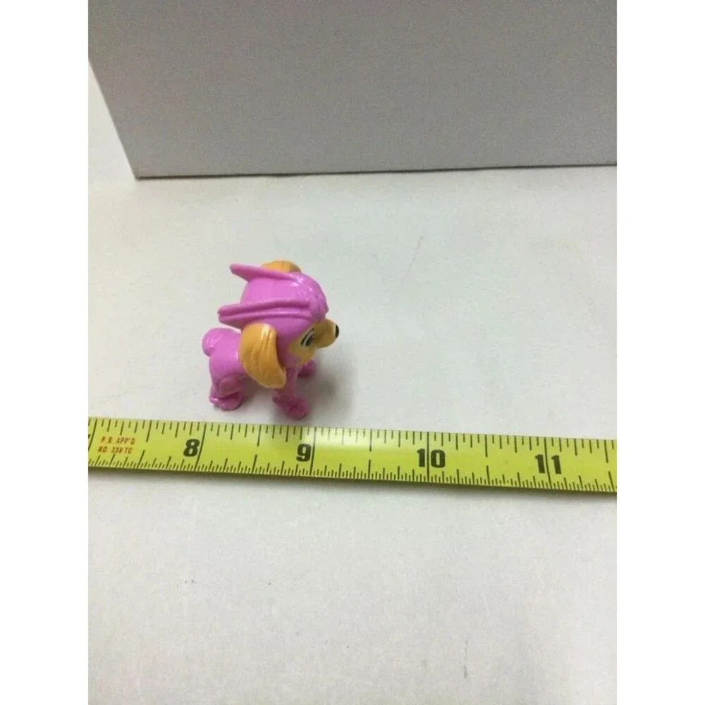 Paw Patrol mini figure skye
