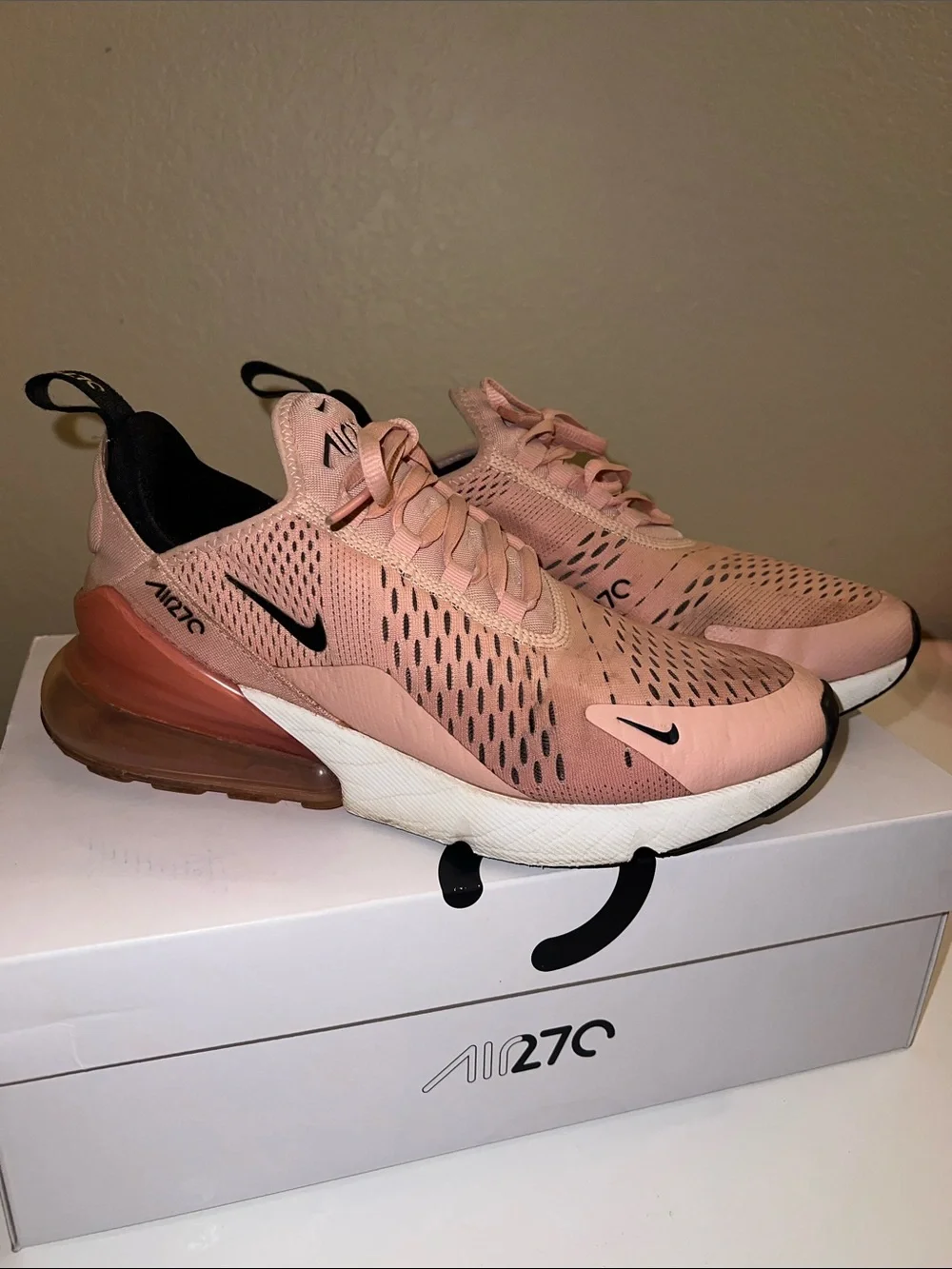 Nike Air Max 270 Women’s Pink/Black Athletic Sneakers