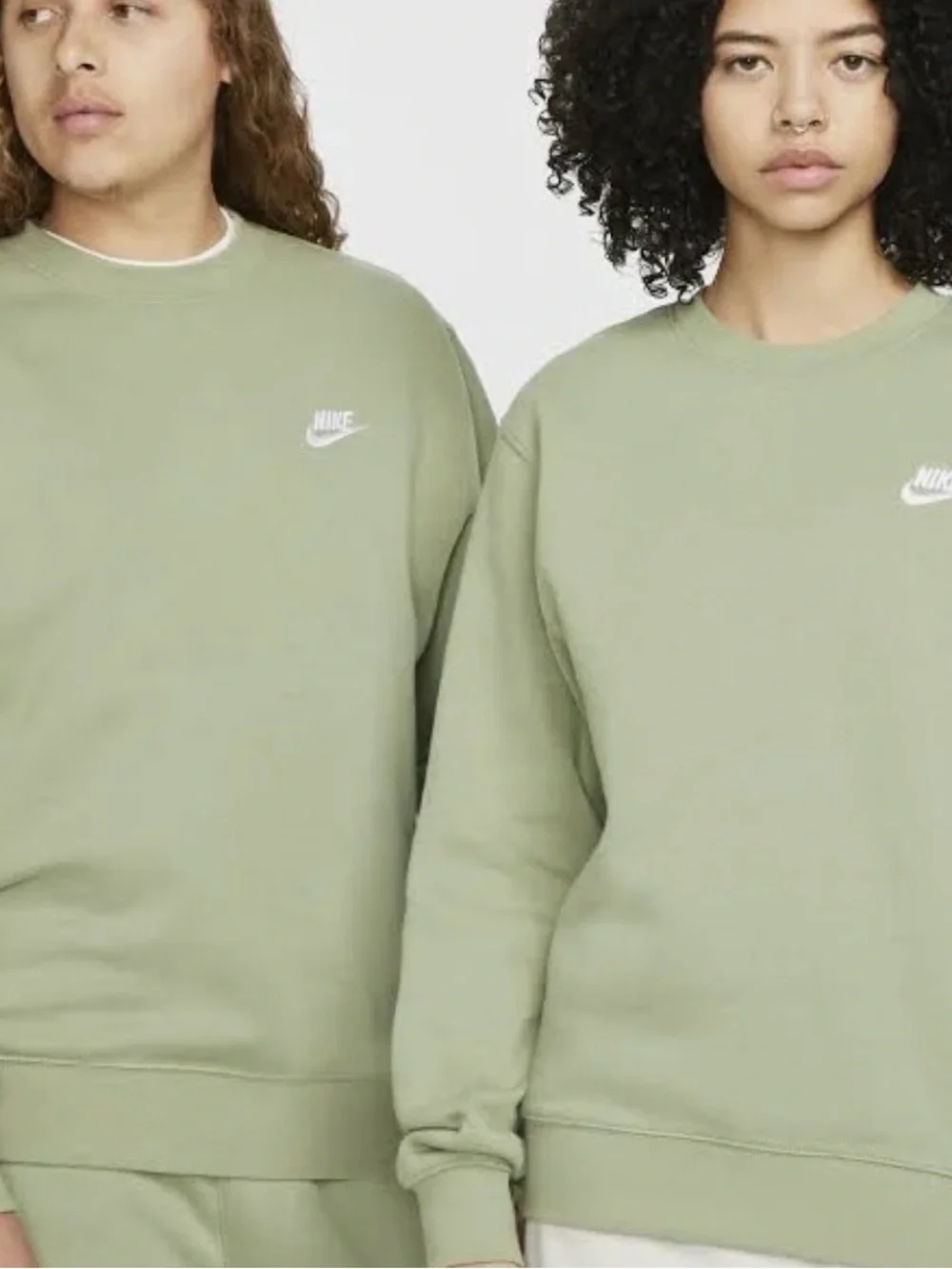 Nike neckline hem small