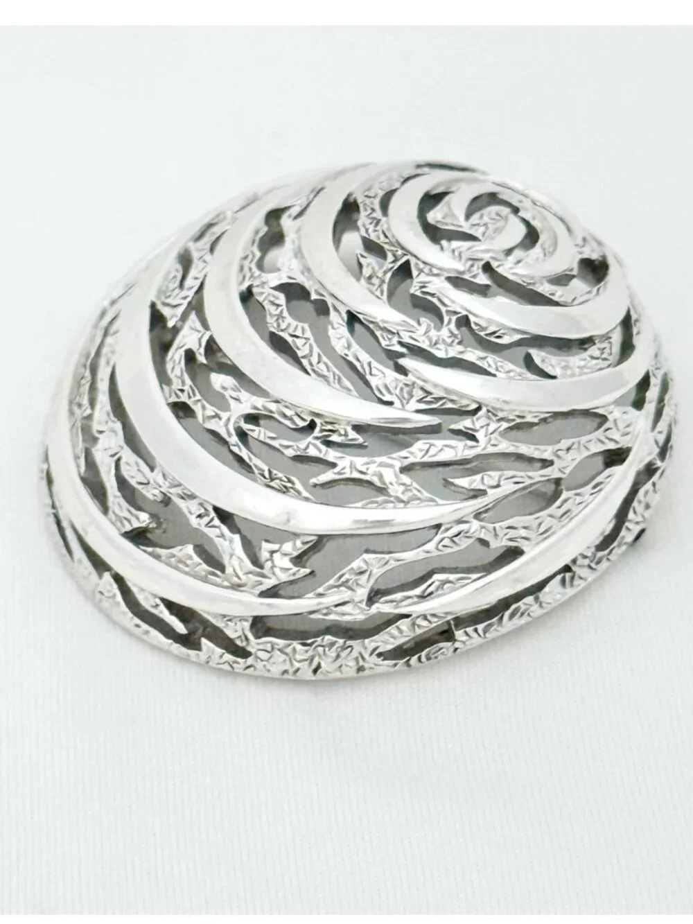 Vintage Crown Trifari Silver Tone Domed Shell Swirl Modernist Brooch Signed