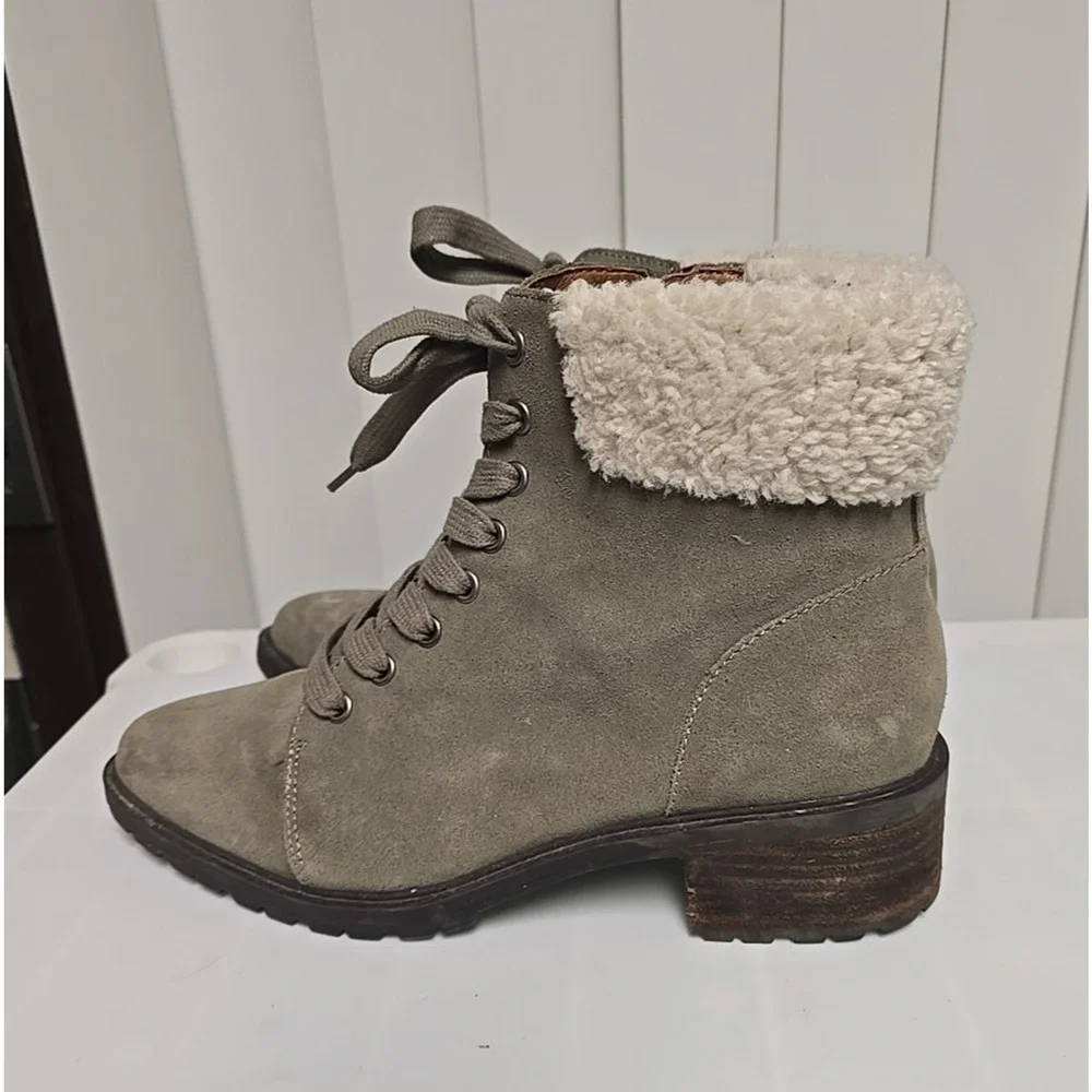 Lucky Brand LK-Jacenia Olive Green‎ Suede Lined Lace Up Ankle Boots Womans Sz 9M