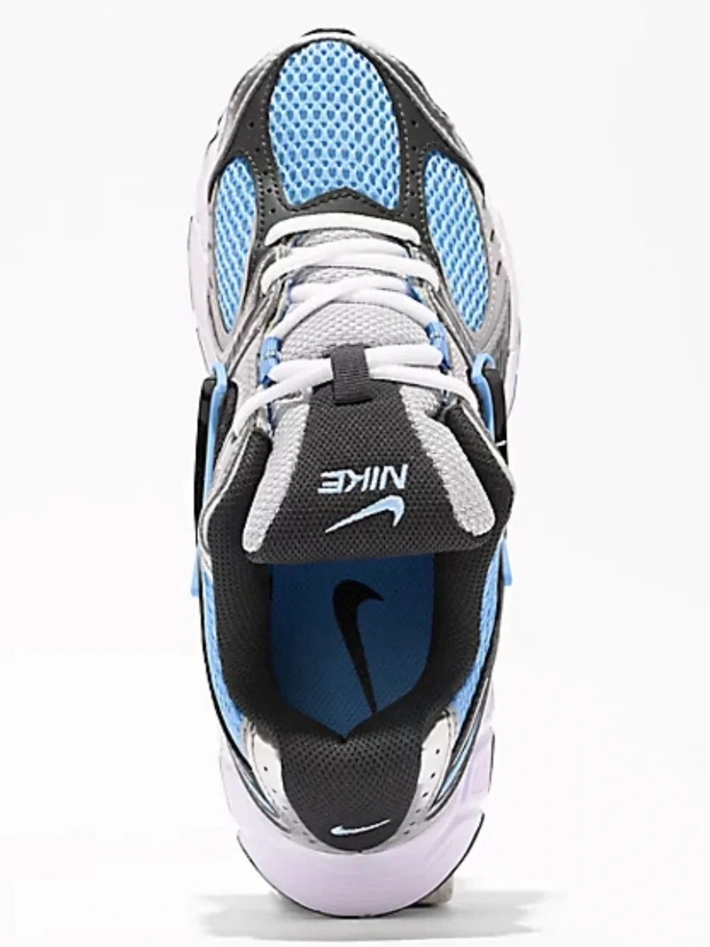 BRAND NEW NIKE V5 RNR