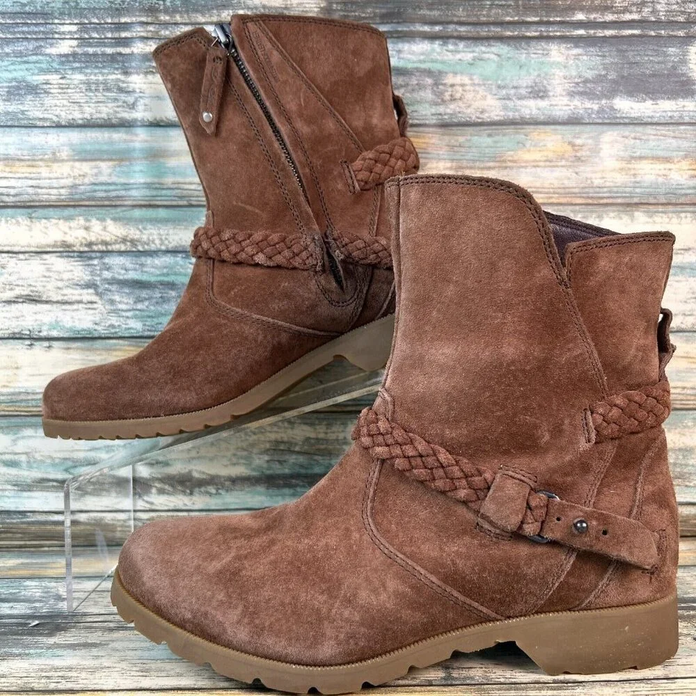 TEVA Delavina Ankle Boots Womens Size 6.5M Brown Suede Zip Up Low Block Heel