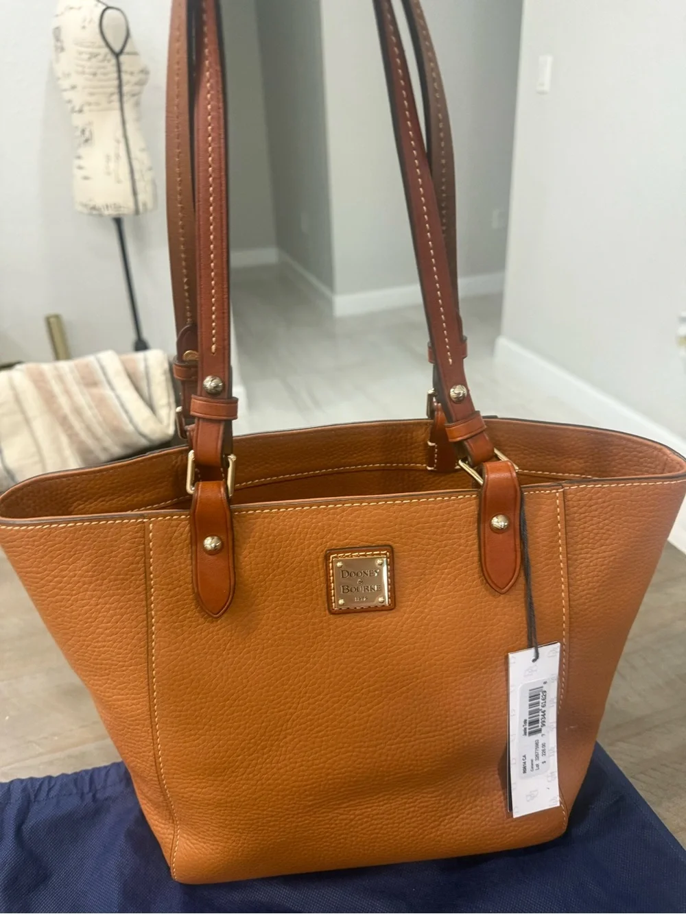 Dooney & Bourke new tags