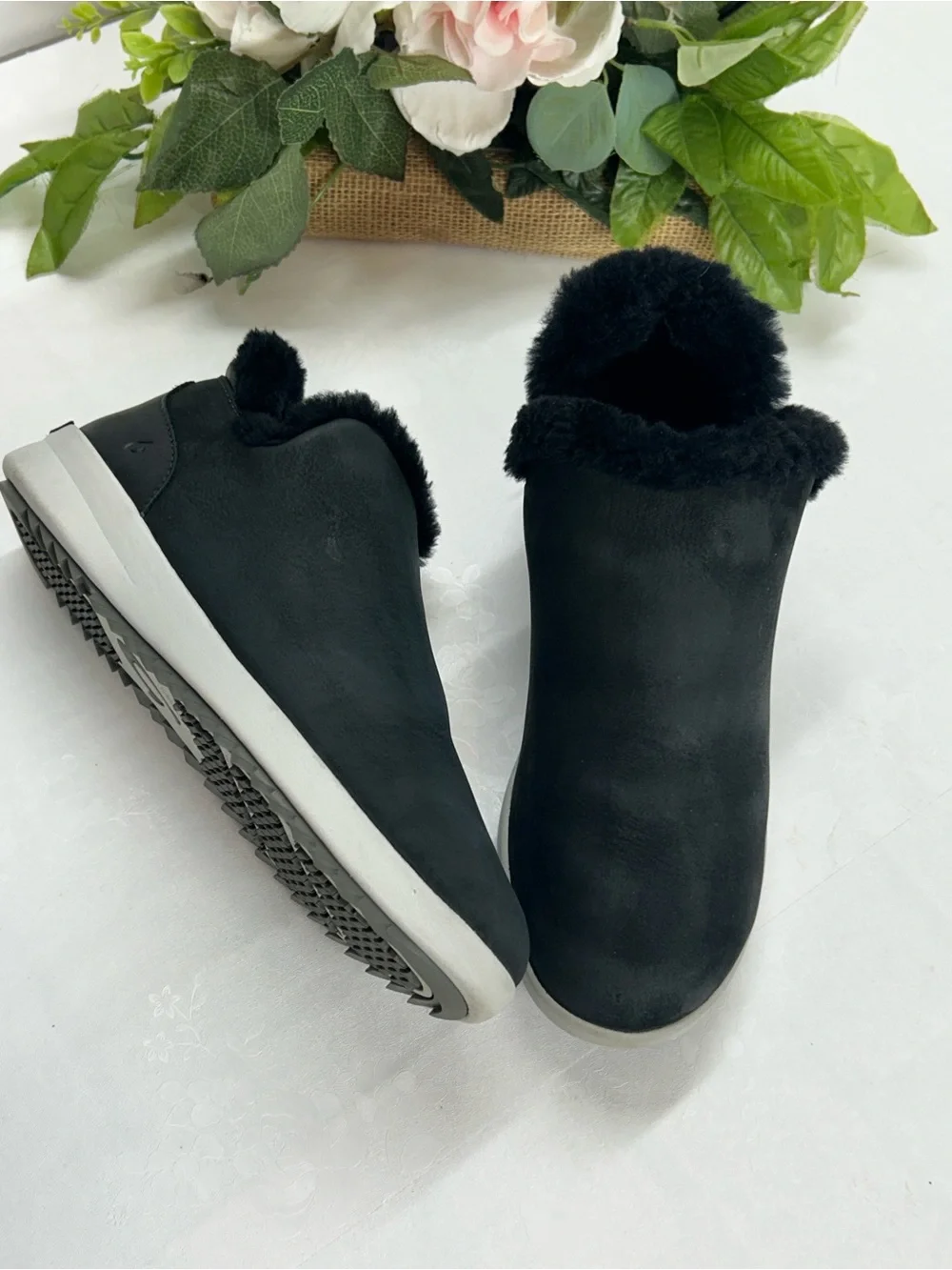 Black Fleece-Lined Slip-On Women’s Shoes