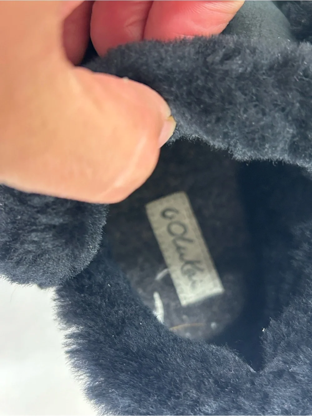 OluKai comfortable black
