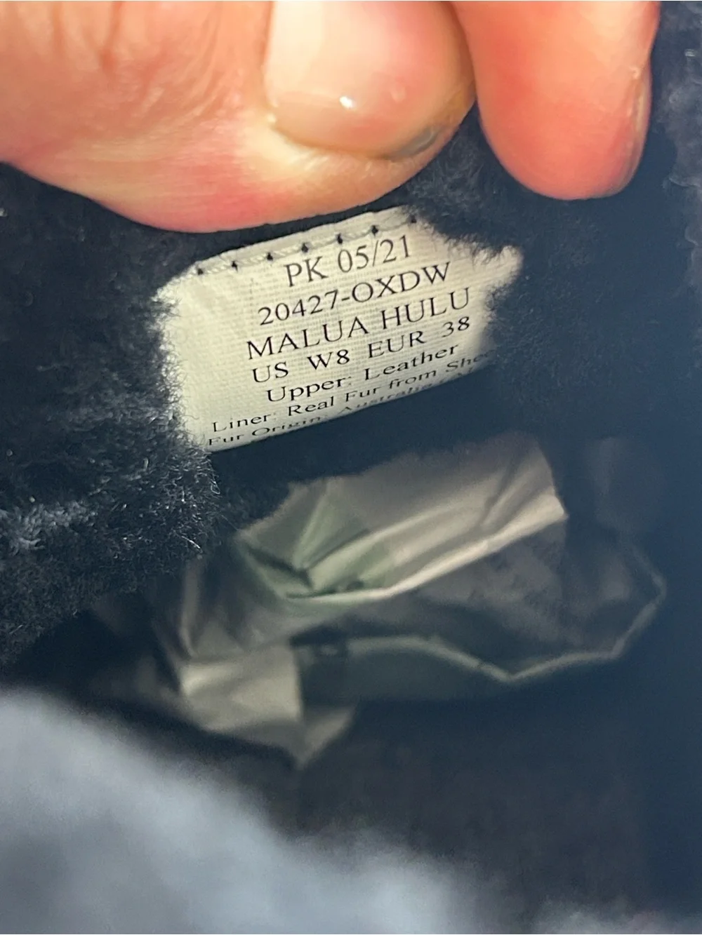 OluKai comfortable black