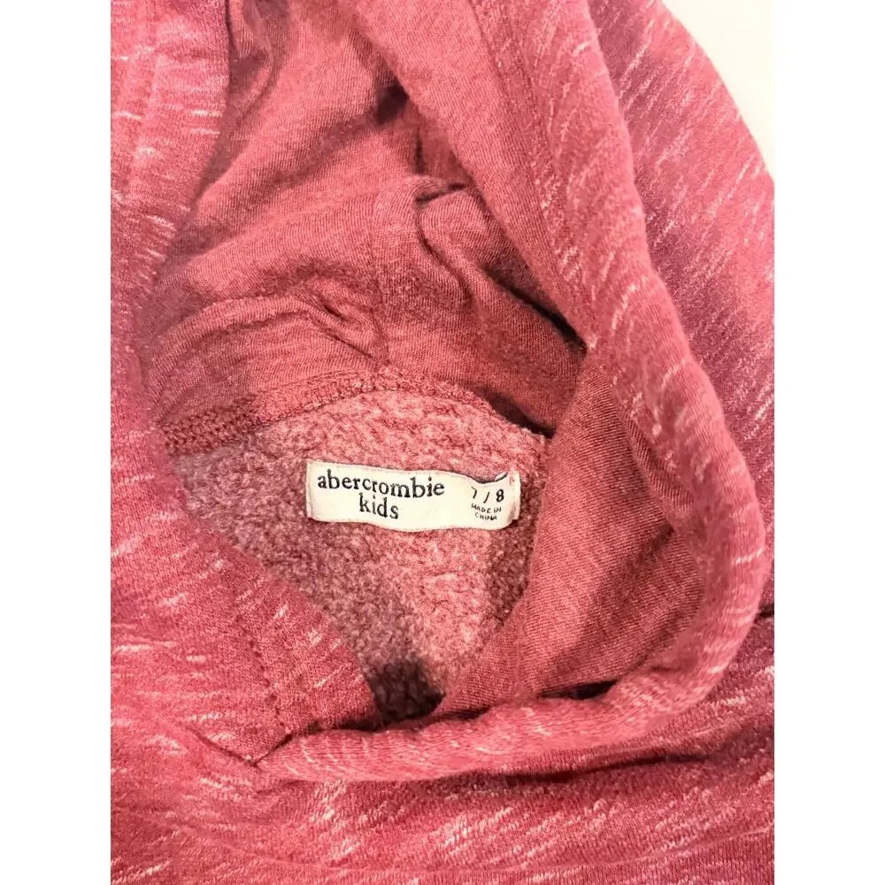 Abercrombie & Fitch stay warm