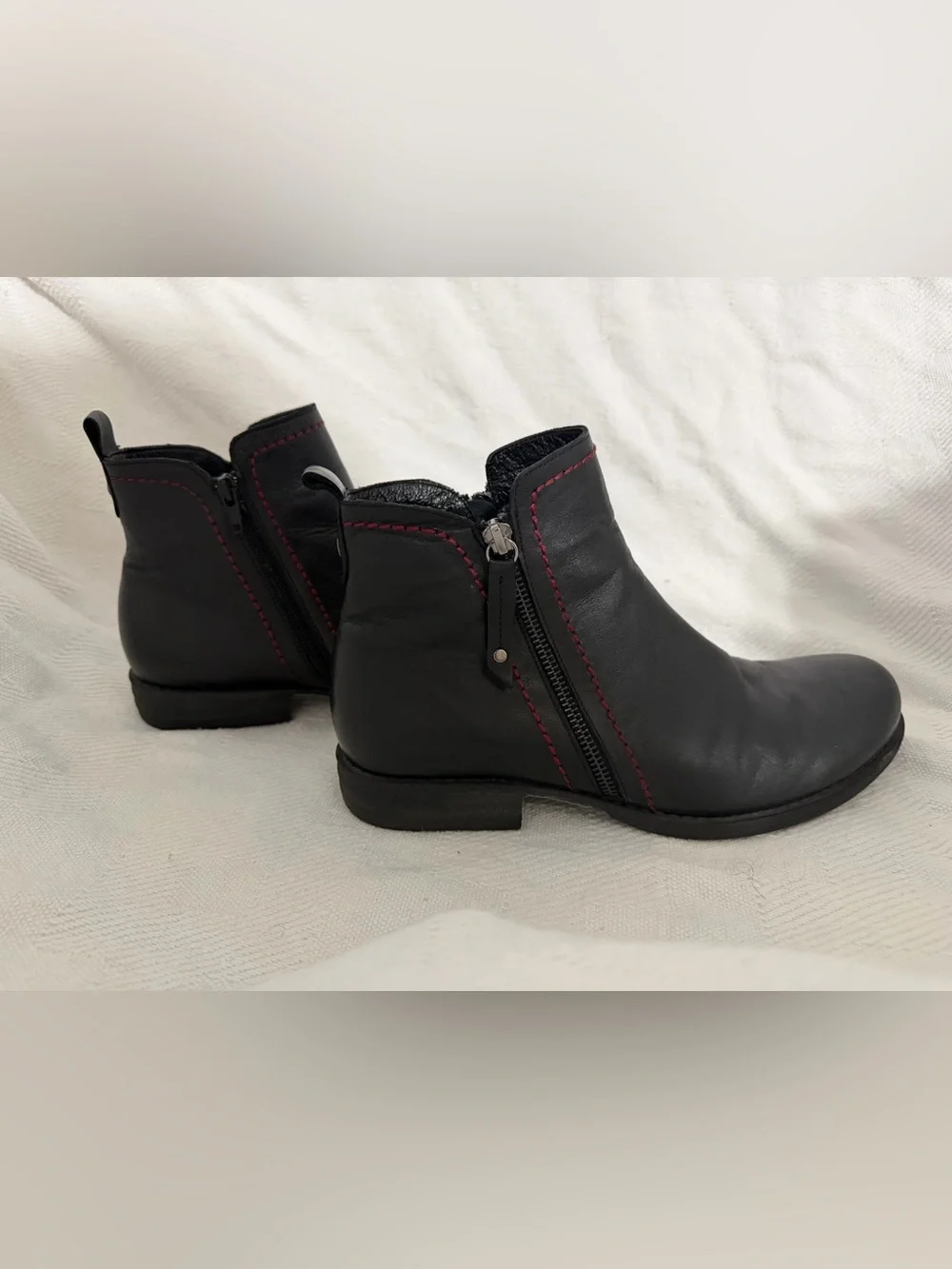 Spring Step black ankle