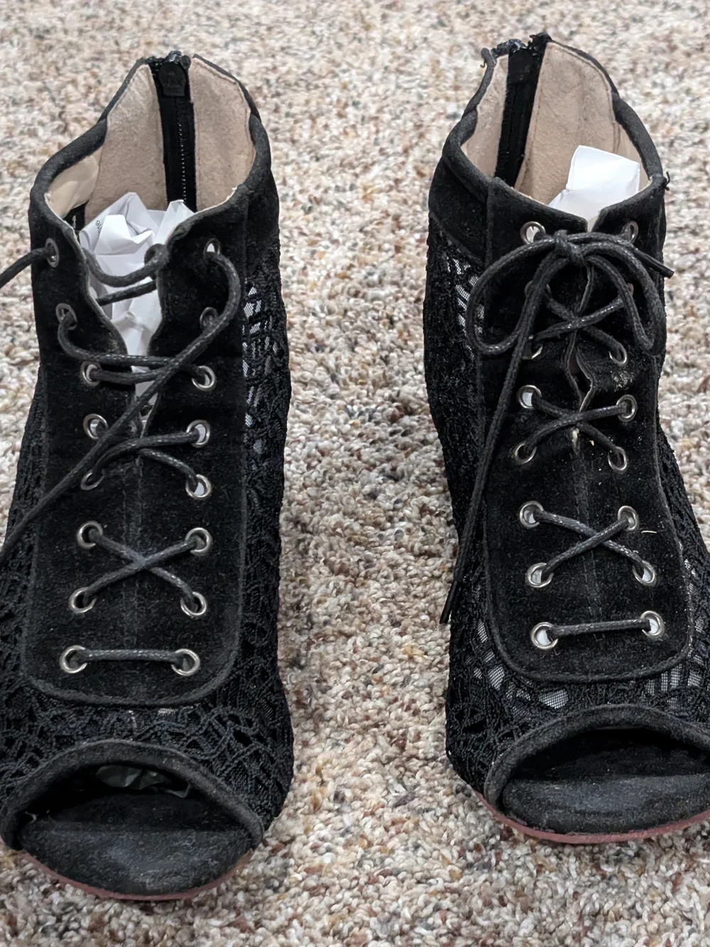 N/A stylish black
