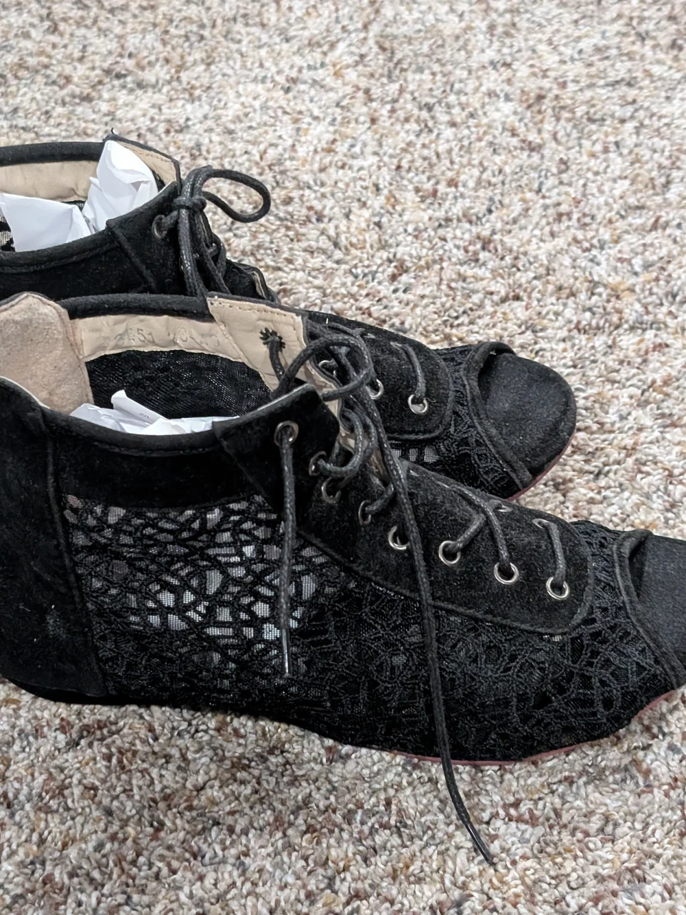N/A stylish black