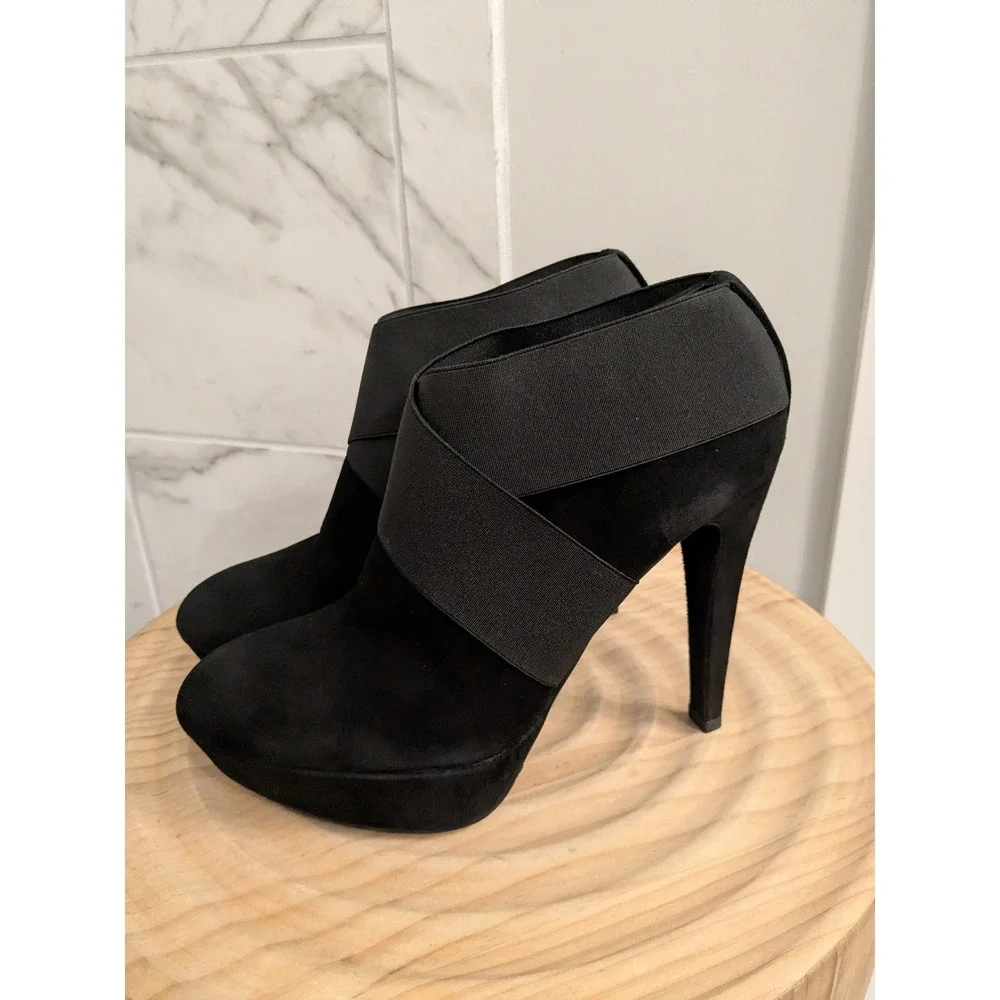 Stuart Weitzman stuart weitzman