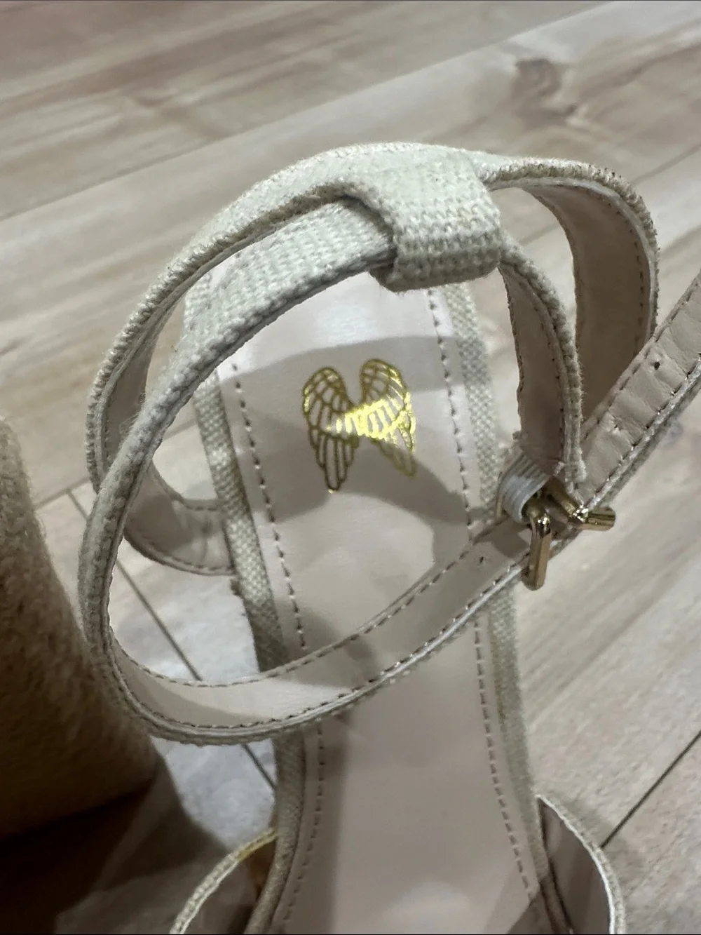 Victorias Secret cute wedges