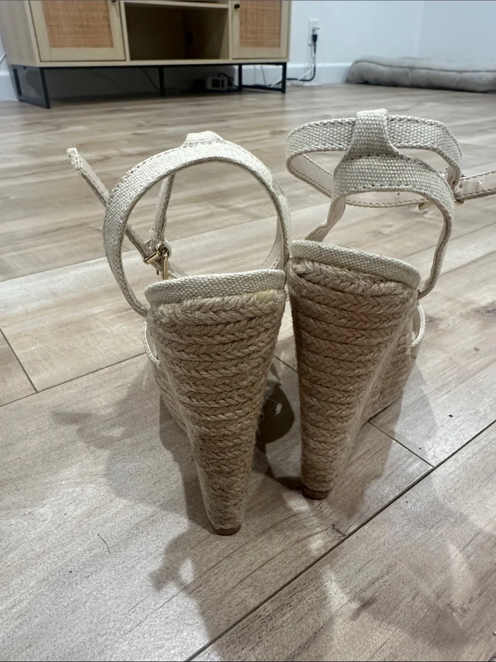Victorias Secret cute wedges