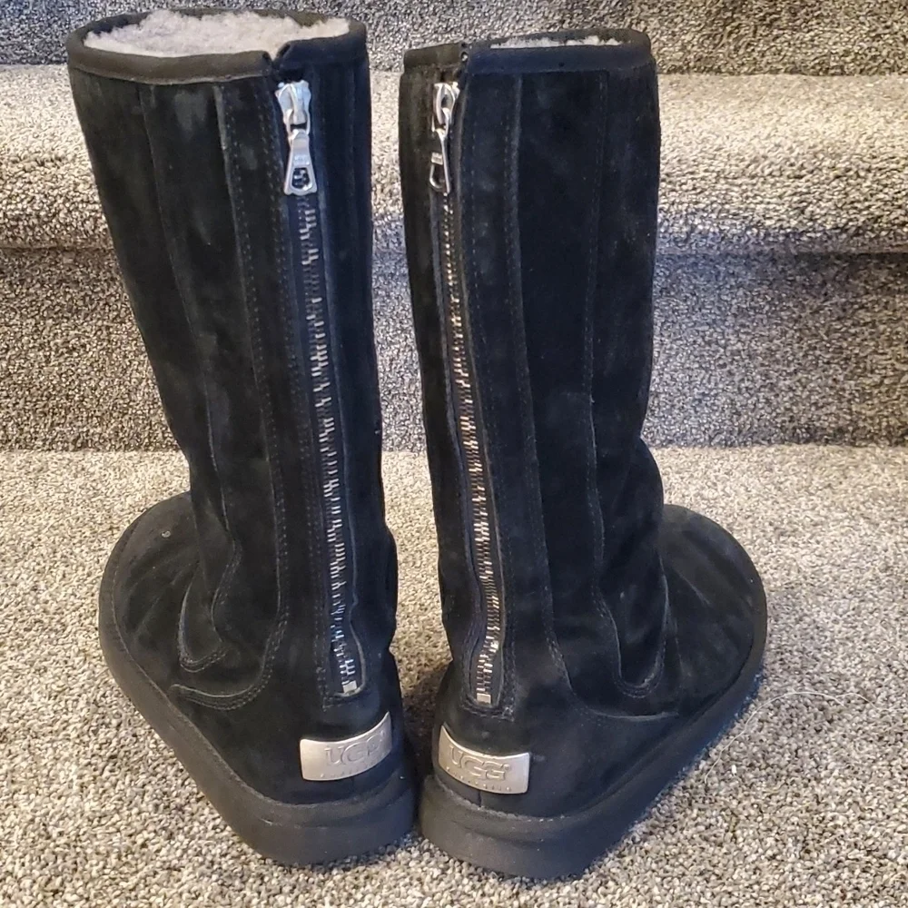Ugg Boots F3009H size 7 women tall side zipper genuine sheepskin  leather