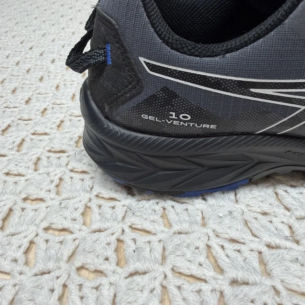 Asics no insoles
