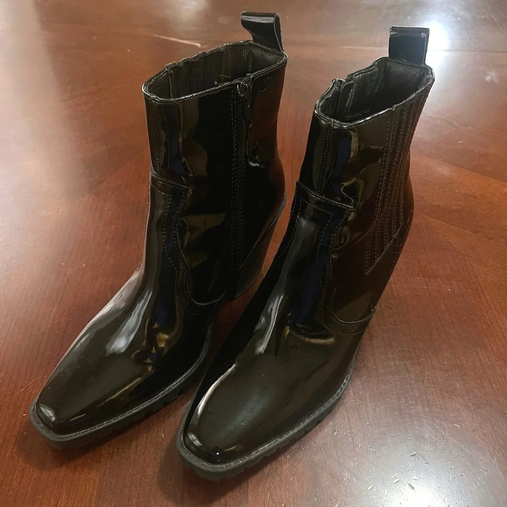 Diba True Cheyanne Lug Black Patent Western Ankle Boots Pointed Toe Womens 6
