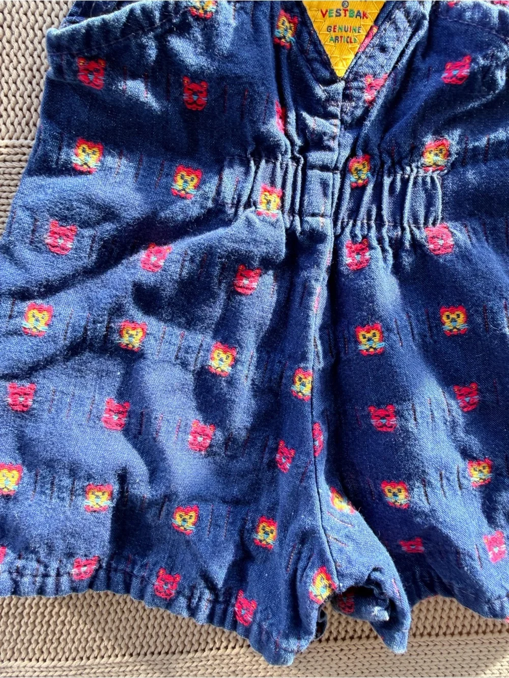 OshKosh Bgosh navy short