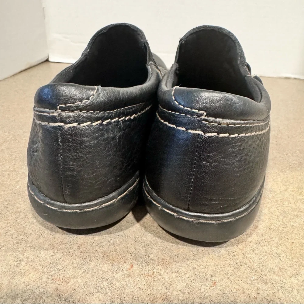 Clarks leather uppers