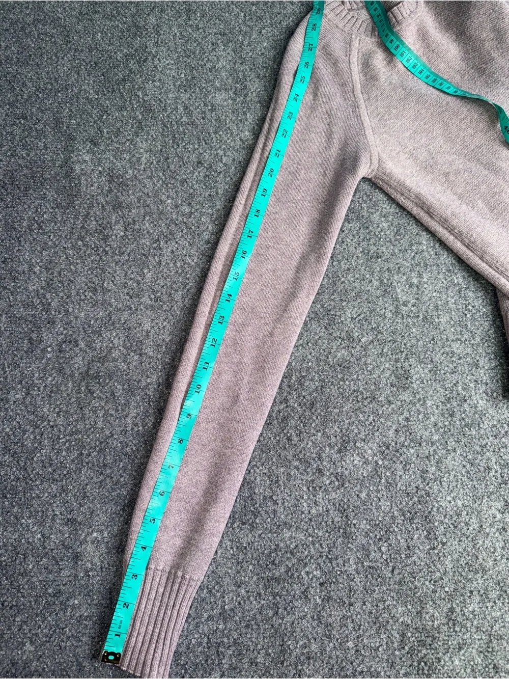 lululemon athletica Lightweight Dusty Rose Crewneck Sweater