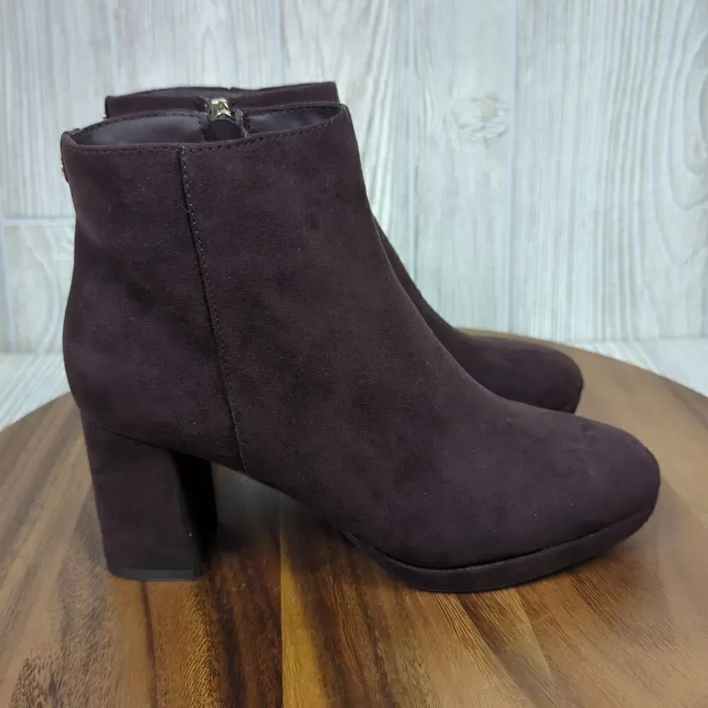 Bandolino Womens Size 8 Colleen 2 Suede Ankle Boots Booties Brown Burgundy Zips