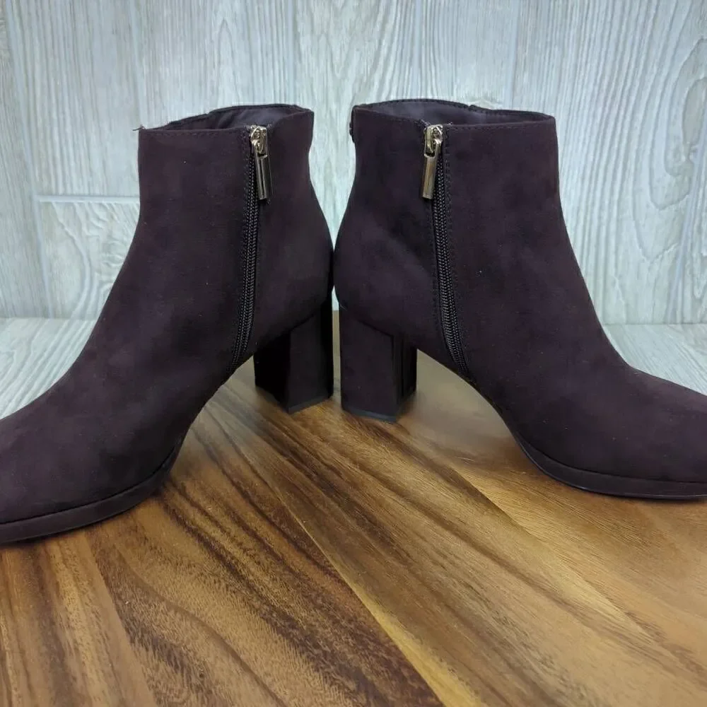 Bandolino Womens Size 8 Colleen 2 Suede Ankle Boots Booties Brown Burgundy Zips
