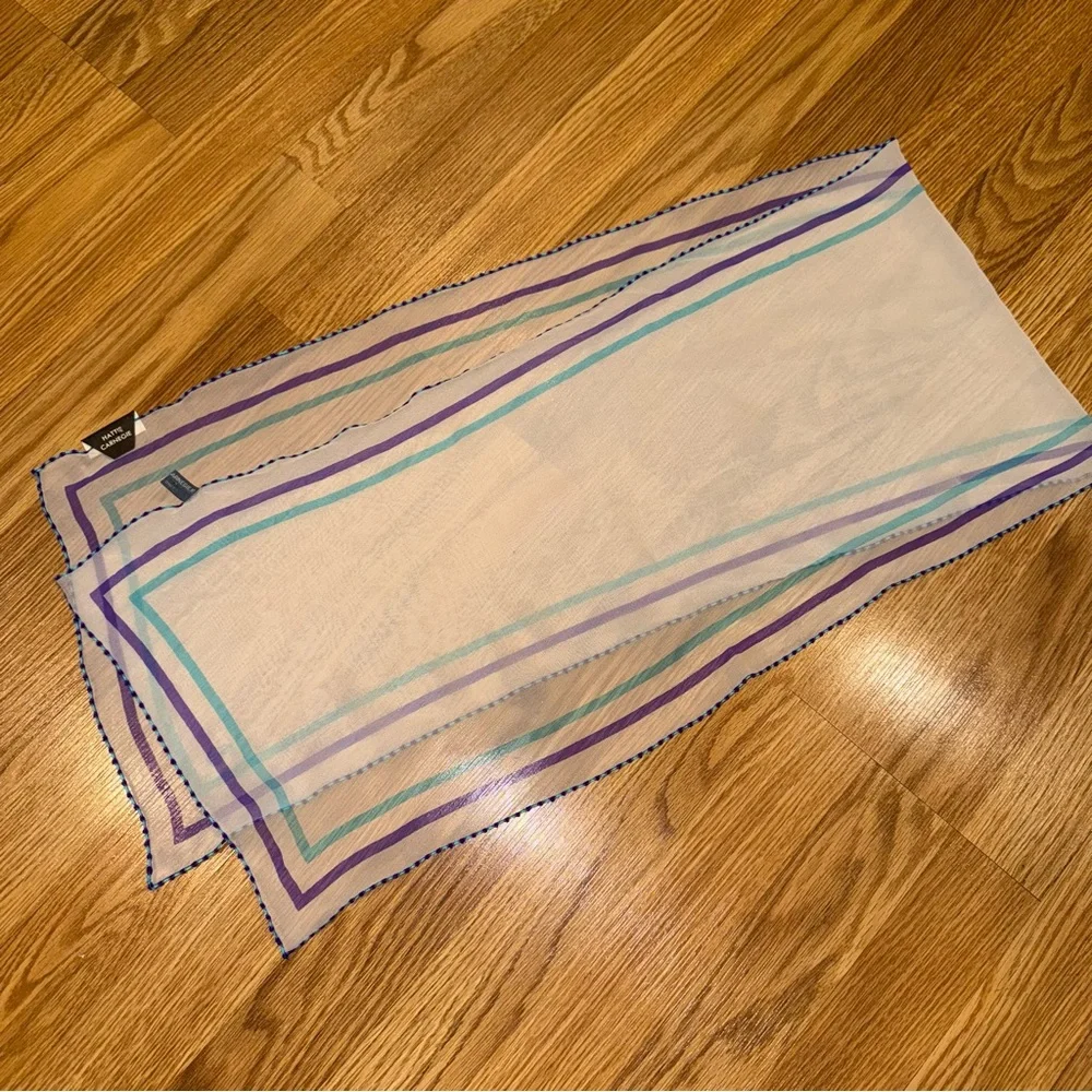 New NWT Hattie Carnegie Vintage‎ 100% Silk Rectangular white, purple and aqua