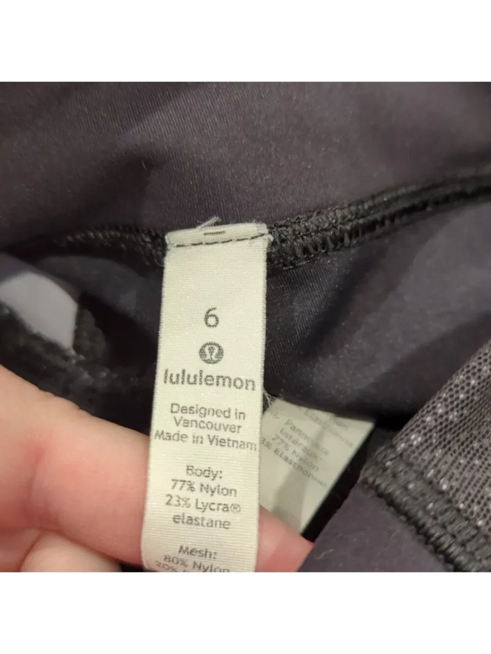 Lululemon Power Lines Crop *21