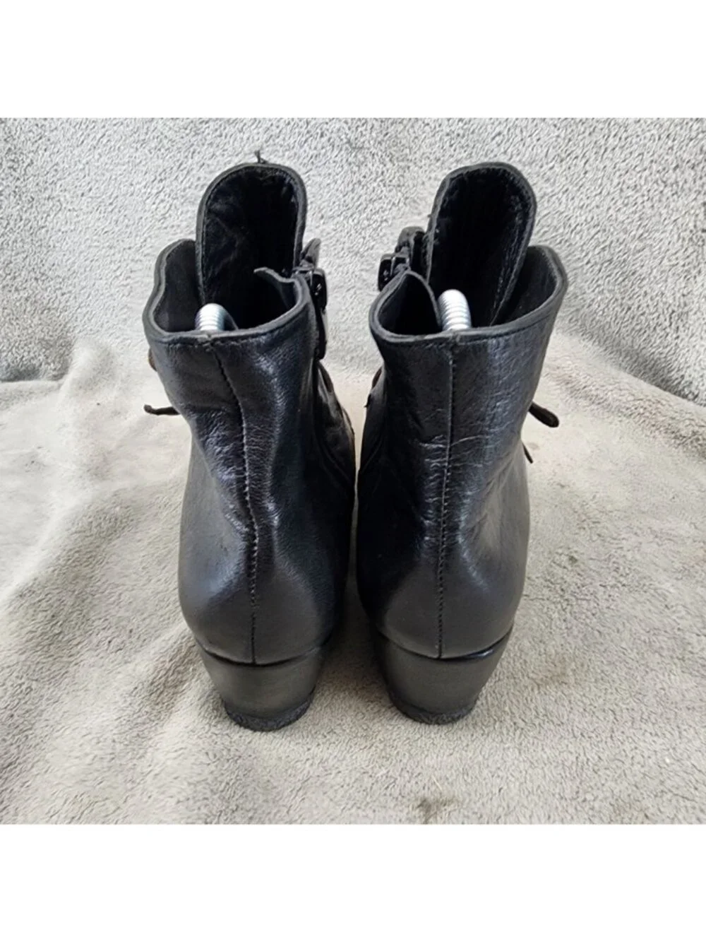 Eric Michael size womens