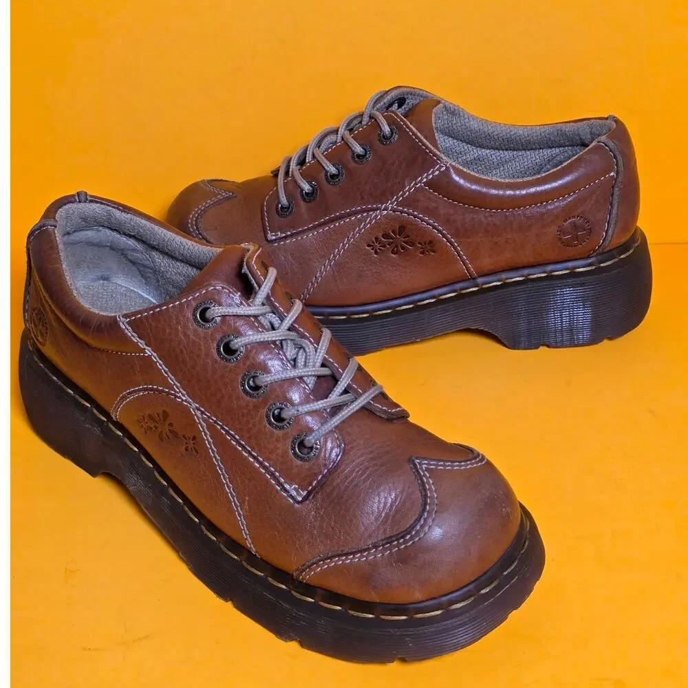 Dr. Martens 41 sole yellow