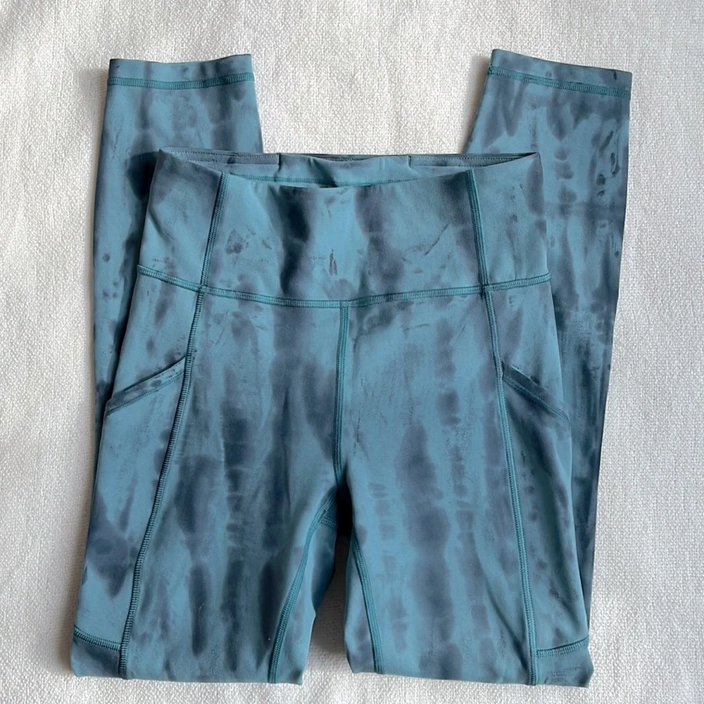 lululemon athletica like brand