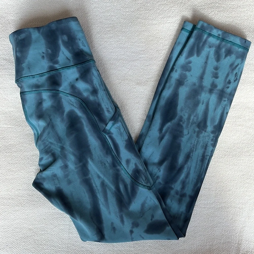lululemon athletica like brand