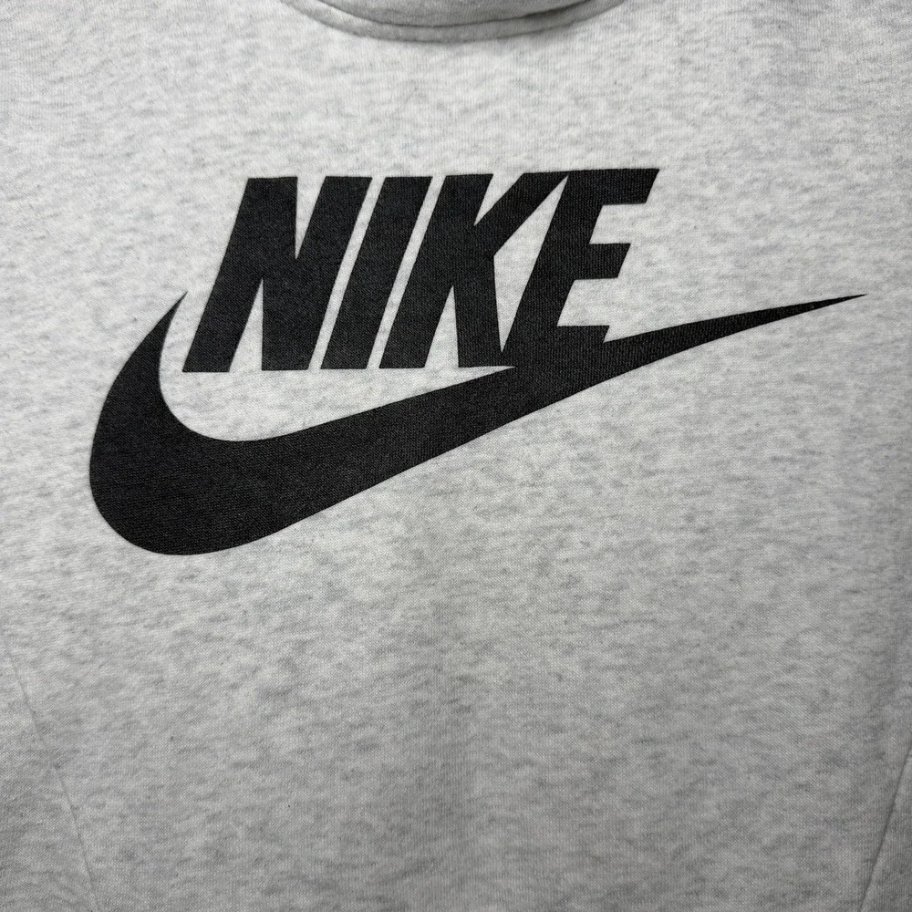 Nike Youth Sportswear‎ Club Fleece Hoodie M Gray Pullover Swoosh Logo Athleisure