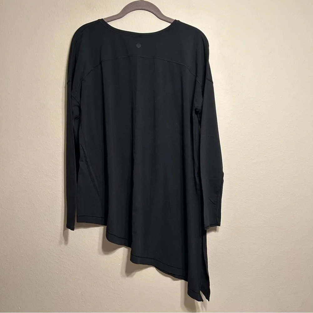 Lululemon To The Point Long Sleeve Black Shirt size‎ 6