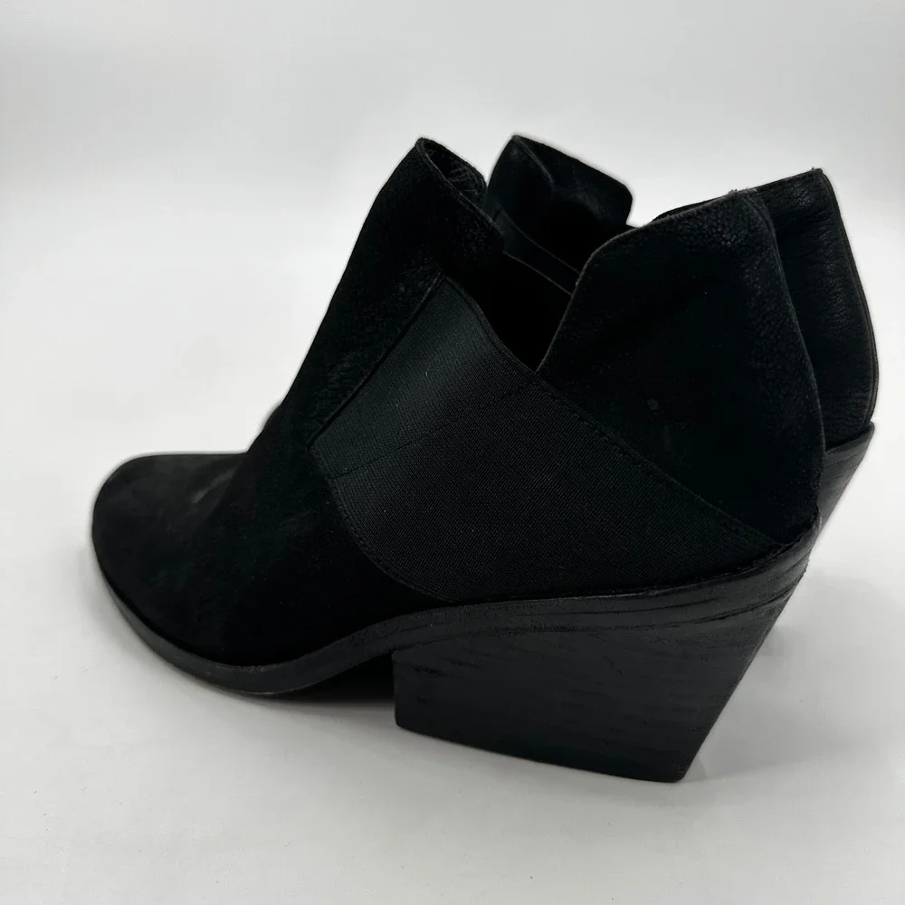 Eileen Fisher Black Suede Wedge Ankle Boots‎ Elastic Gore Almond Toe Booties