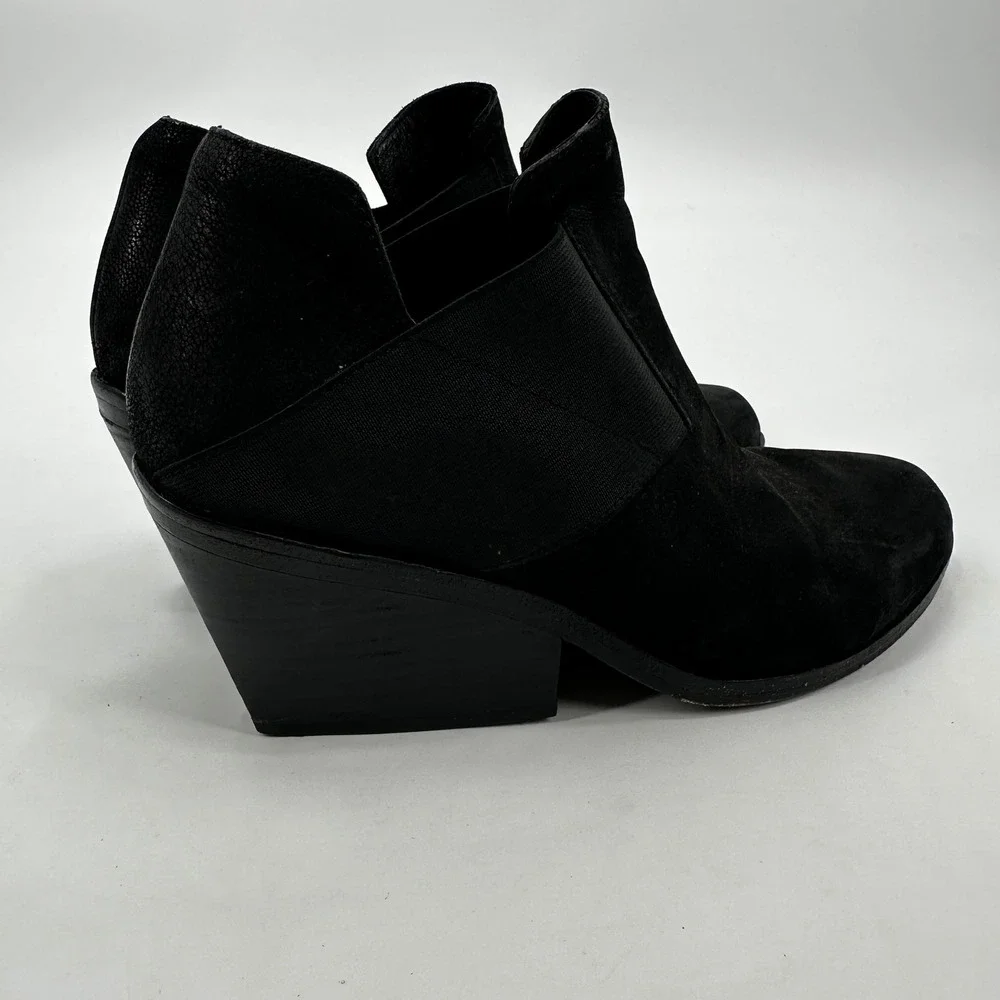 Eileen Fisher Black Suede Wedge Ankle Boots‎ Elastic Gore Almond Toe Booties