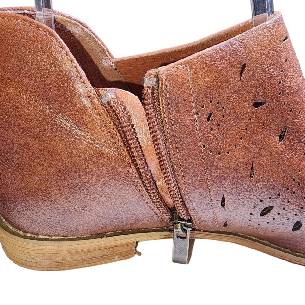 Boutique by Corkys Norwich Cognac Brown Faux Leather‎ Peep Toe Booties Size 8