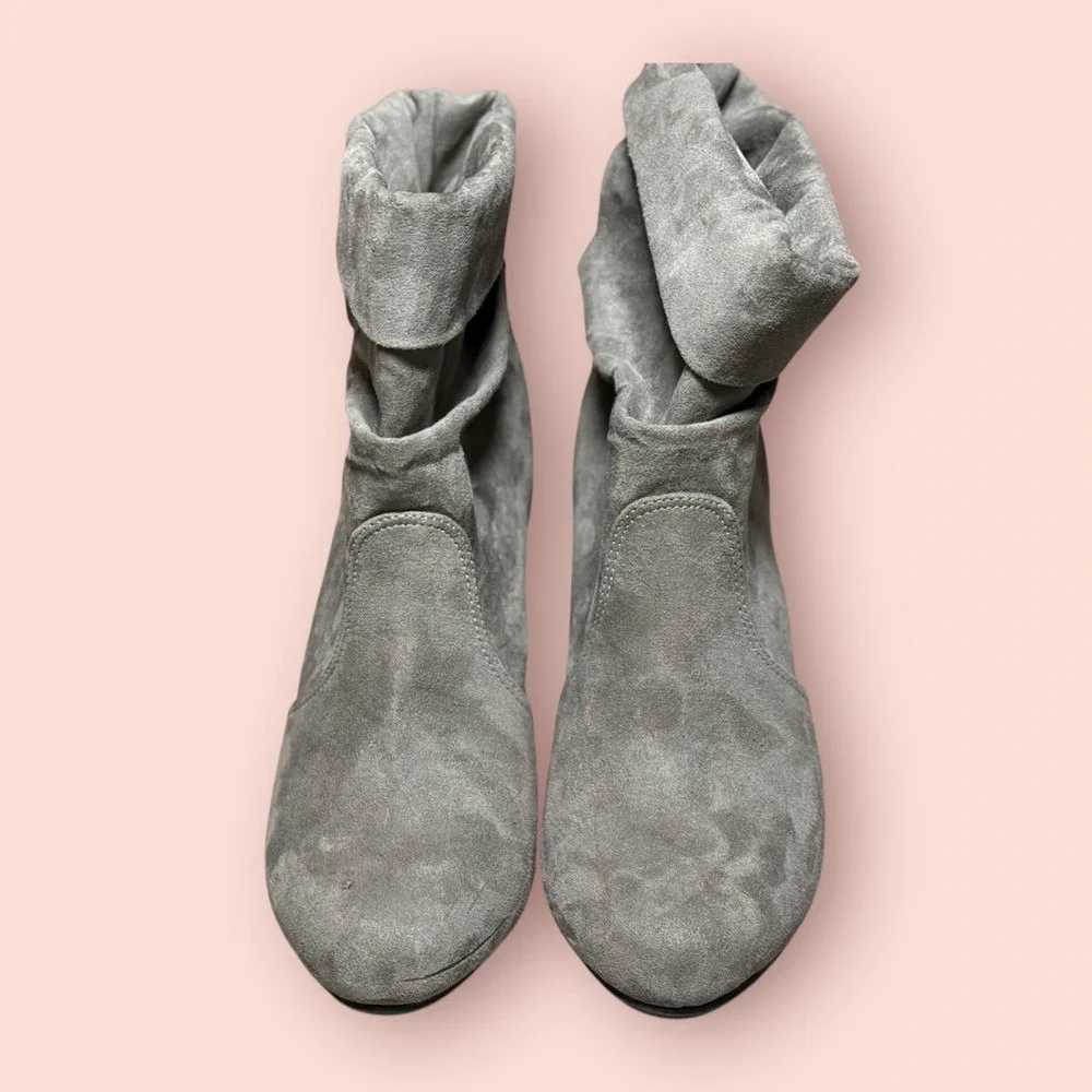 Express Taupe Faux Suede Heeled Booties‎ Womens 7 Fold Over Ankle Boots