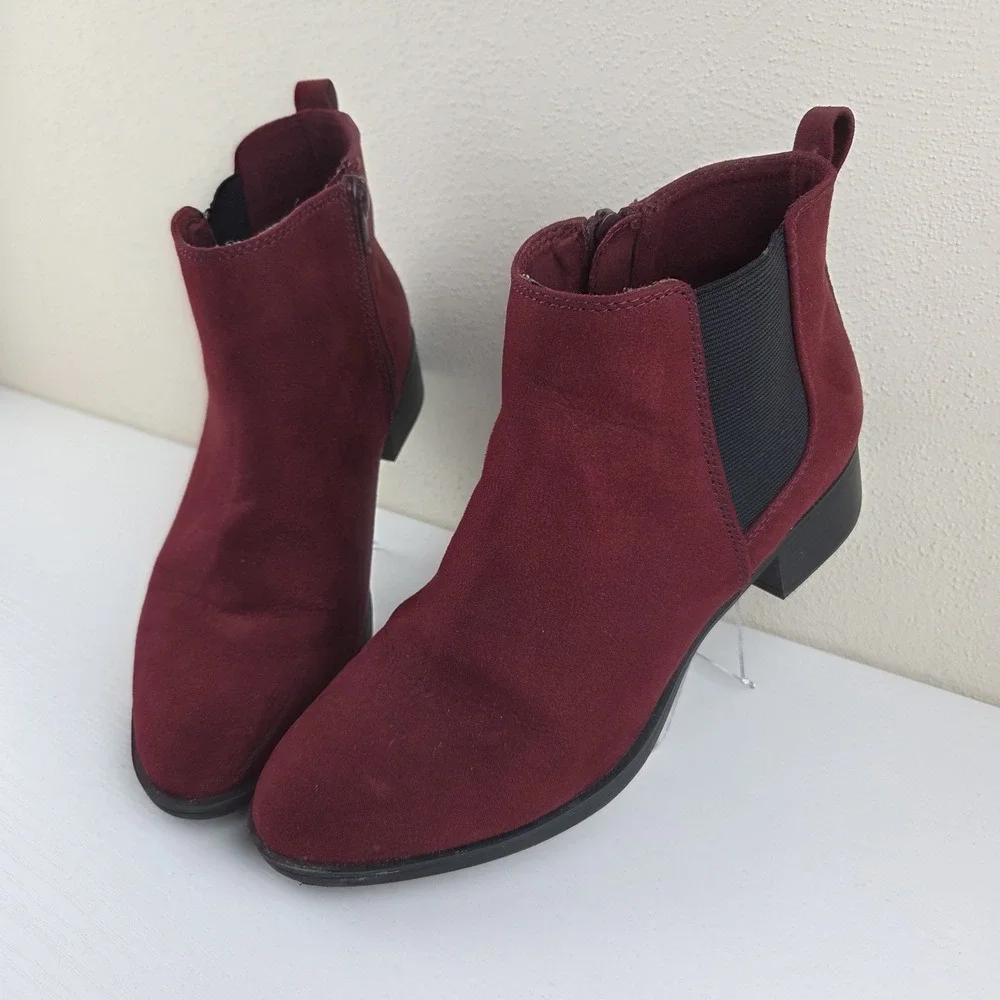 So Kohls Memory Foam Burgundy Zipper Stretch Slip On‎ Ankle Boot 7 1/2 Med