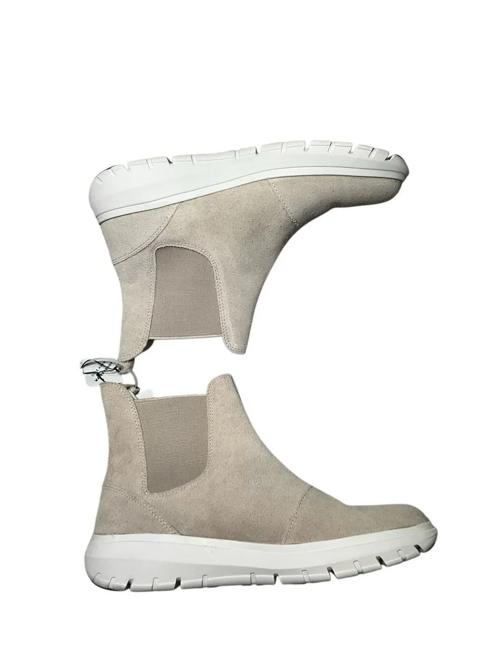Cole Haan heel pull