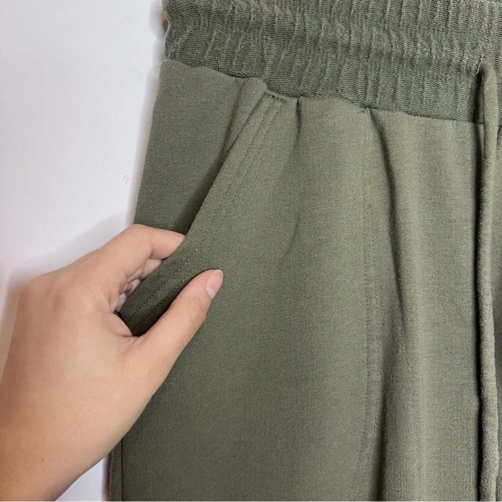 FREE PEOPLE Movement‎ Sunny Skinny Sweatpants. Size Medium.