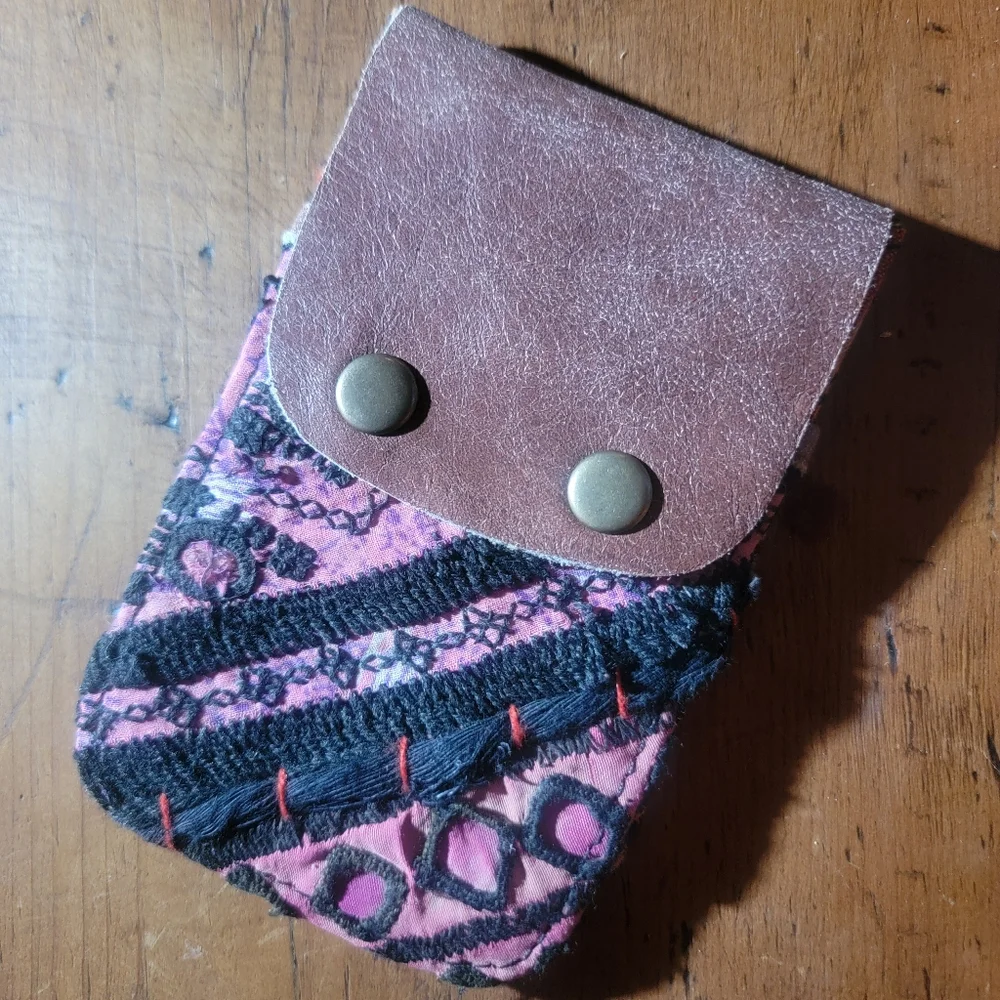 🍄🪬 Free People Boho Embroidered Repurposed vtg banjara hippie Wallet card case