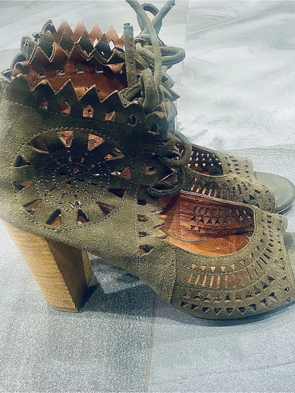 Jeffrey Campbell olive size