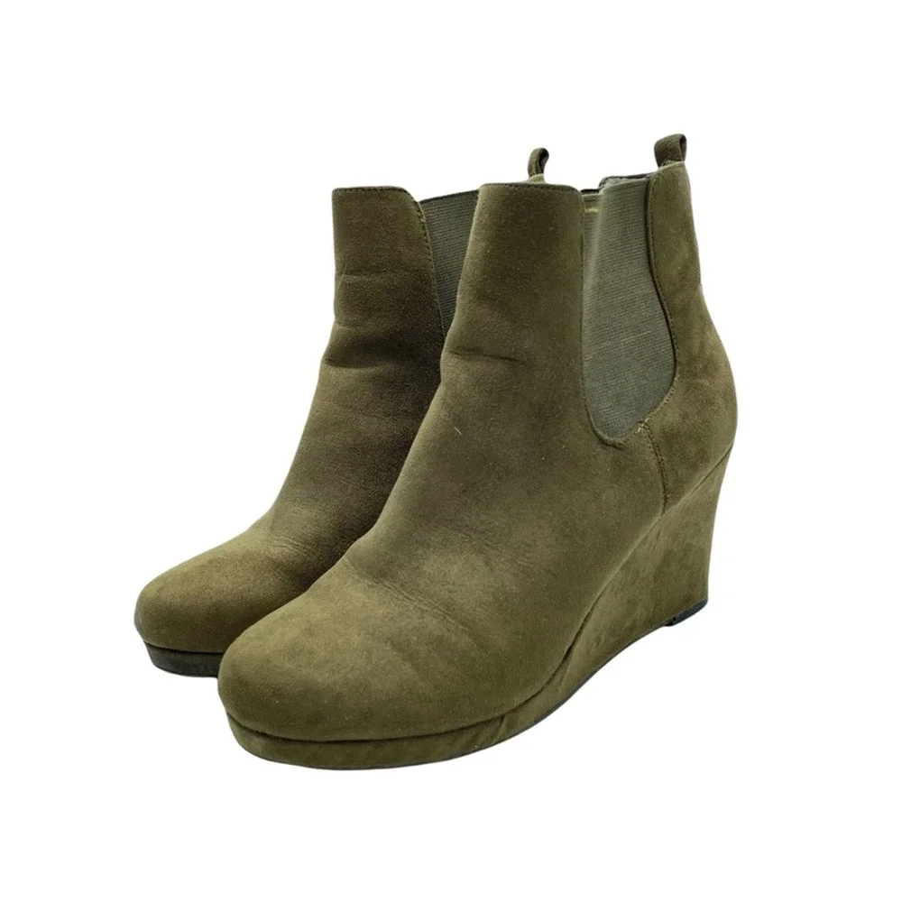 Dolcetta‎ Tracy wedge heel ankle boots booties Size 8 Olive Green