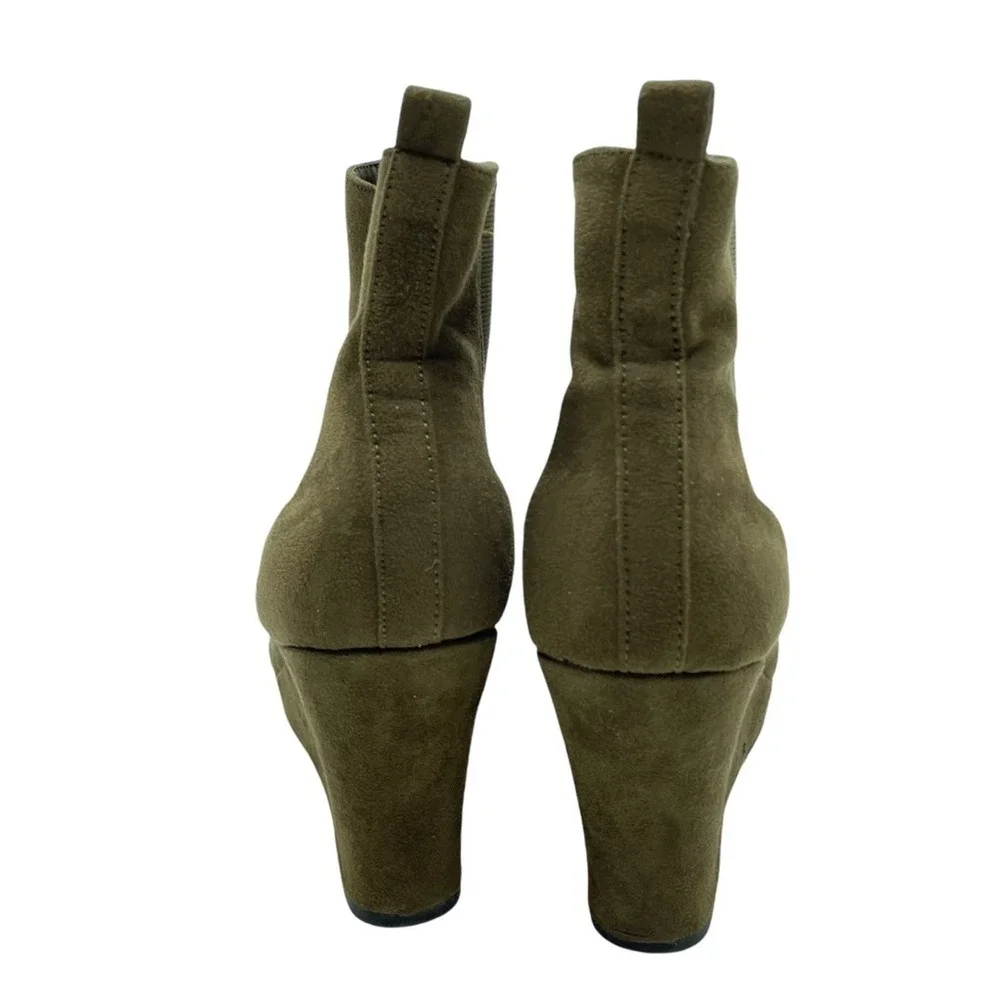 Dolcetta‎ Tracy wedge heel ankle boots booties Size 8 Olive Green