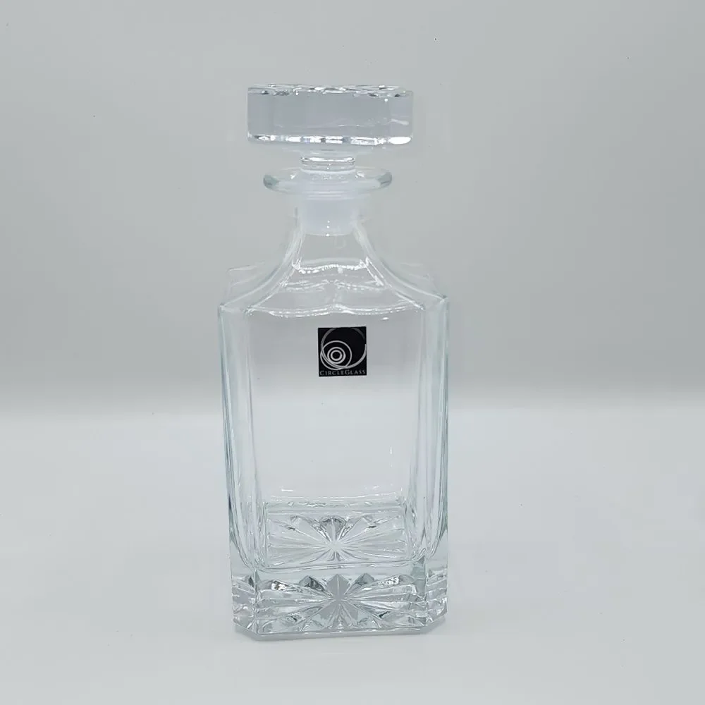 Circleware Royal Whiskey‎ Decanter Set of 5pc 26oz