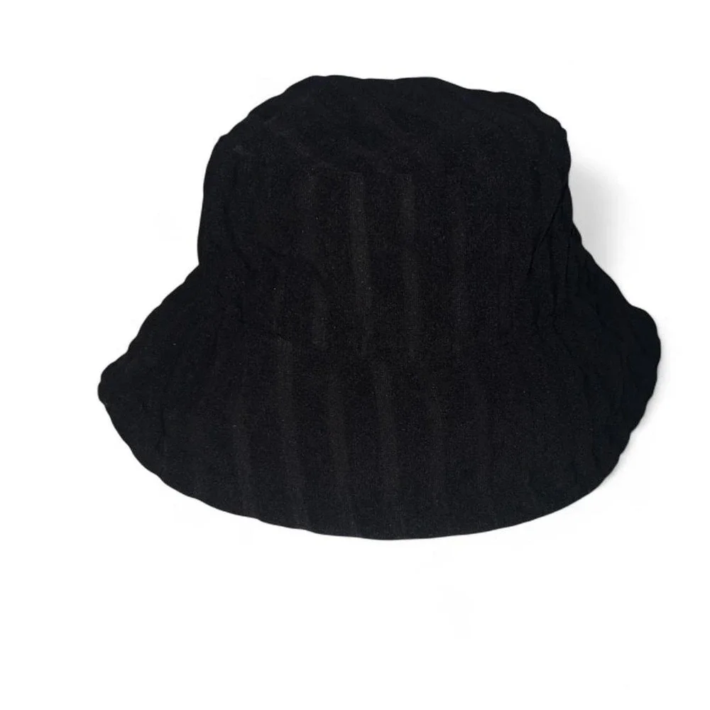 Black textured bucket hat Beach